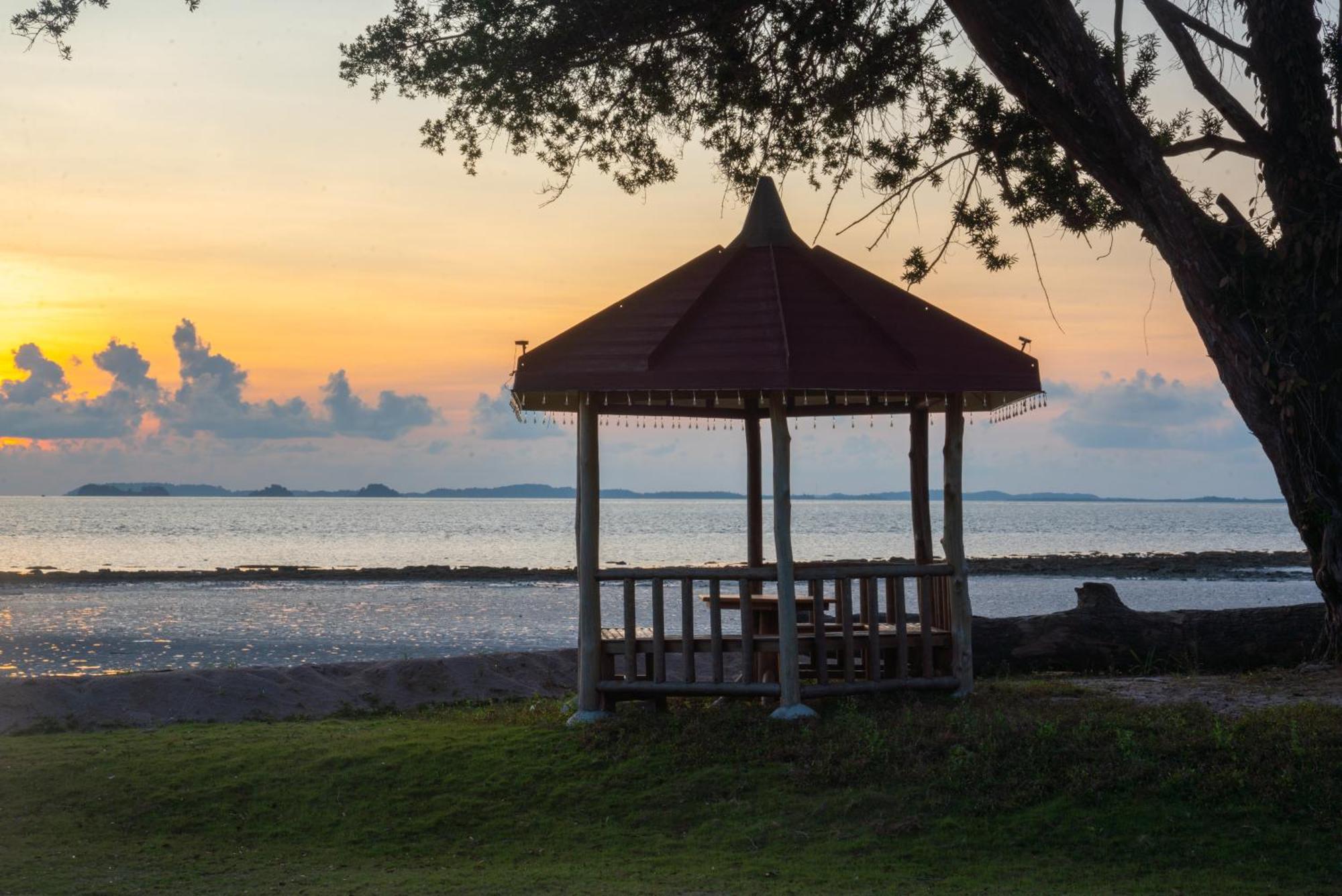 Kepri Coral Resort Galang Island Εξωτερικό φωτογραφία