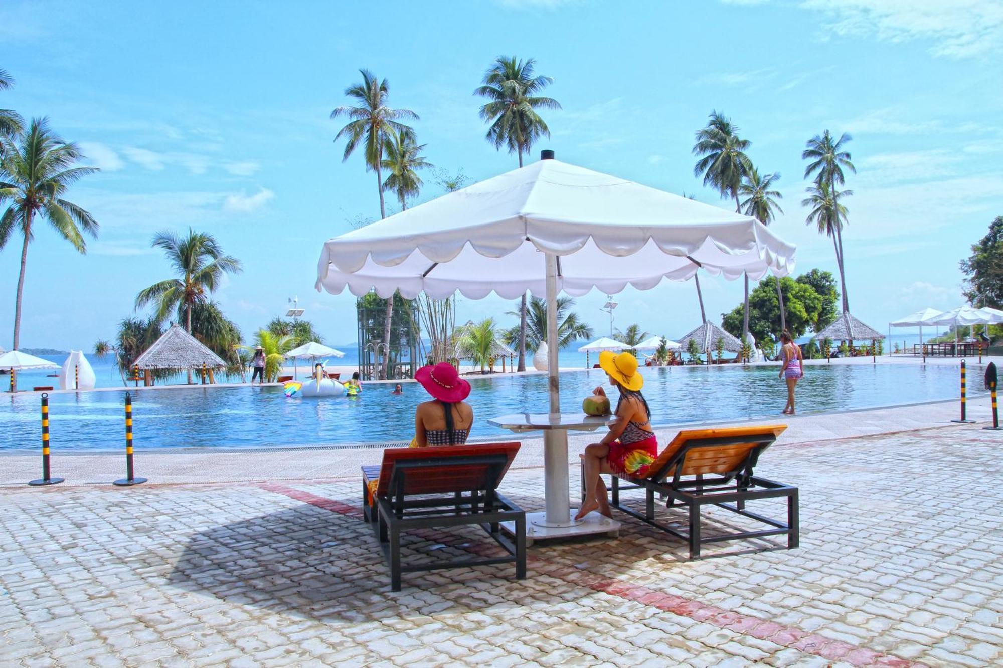 Kepri Coral Resort Galang Island Εξωτερικό φωτογραφία